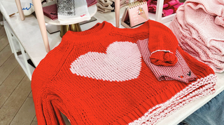 Valentine’s Day Style, Gifts, Giveaways & Winter Crush Weekend
